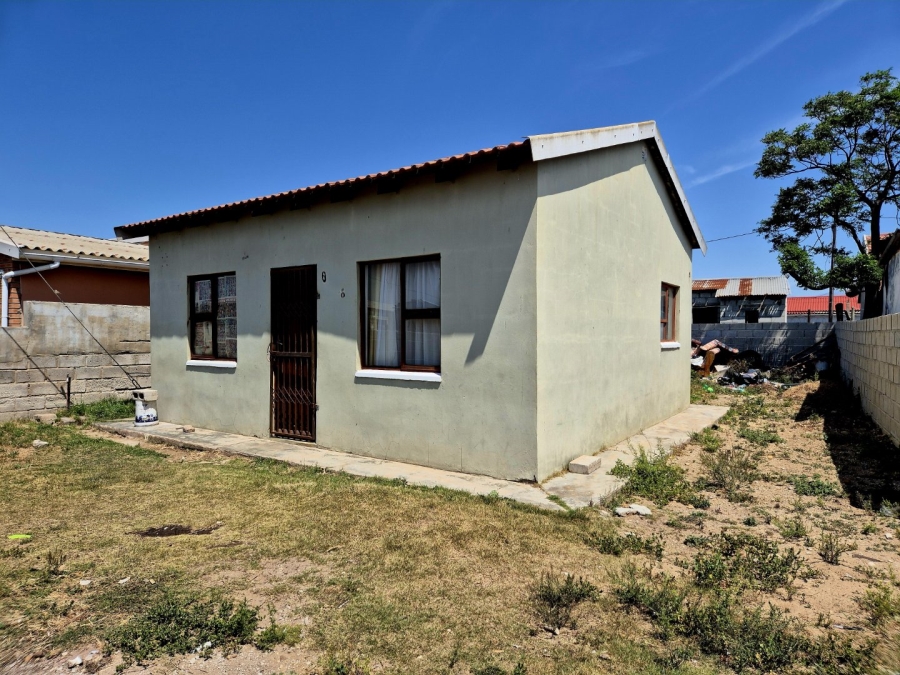 2 Bedroom Property for Sale in Zwide Eastern Cape